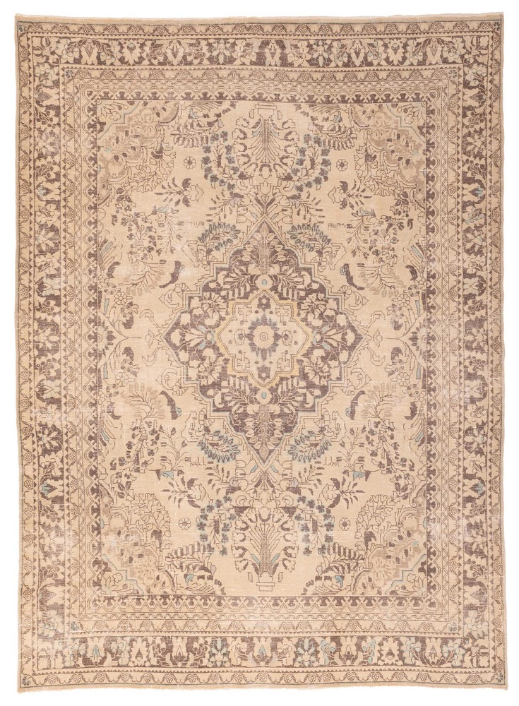 Vintage Hand-Knotted Area Rug 7'7" x 10'4" Traditional Oriental Wool Carpet