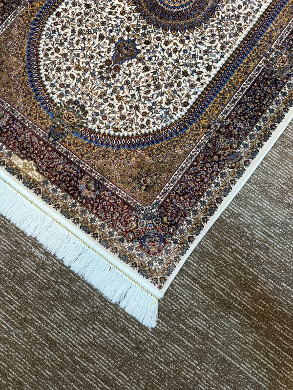 Silk 3 x 5 ft High Quality Medallion Design Mid Size Area Rug Carpet gallery