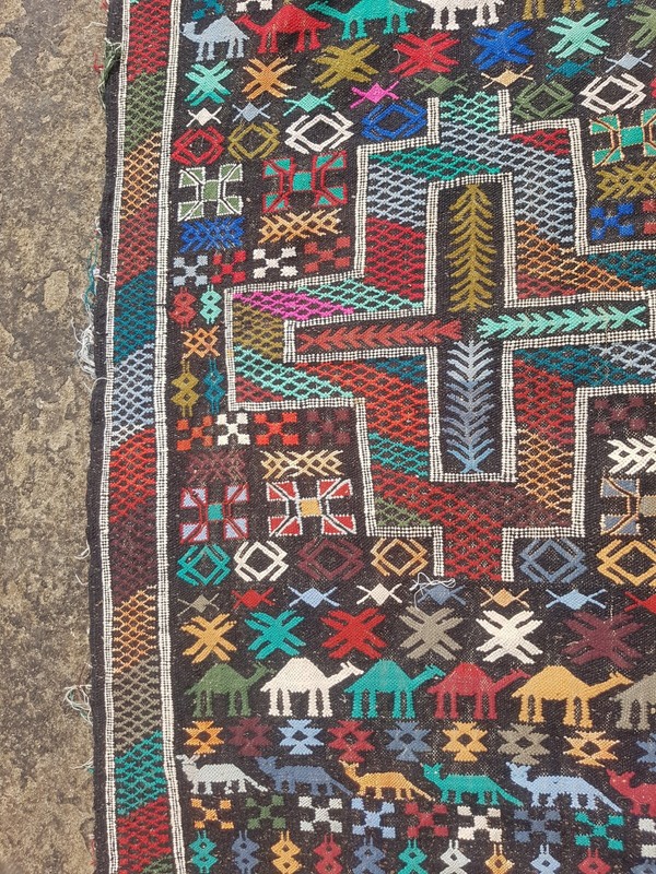 Vintage Traditional Handcrafted Tunisian Kilim Rug for Home Décor 140x90 cm gallery