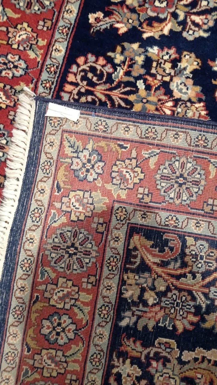 COLLECTORS' ITEM VINTAGE FINE QUALITY HEREKE TURKISH ORIENTAL FLORAL CARPET gallery