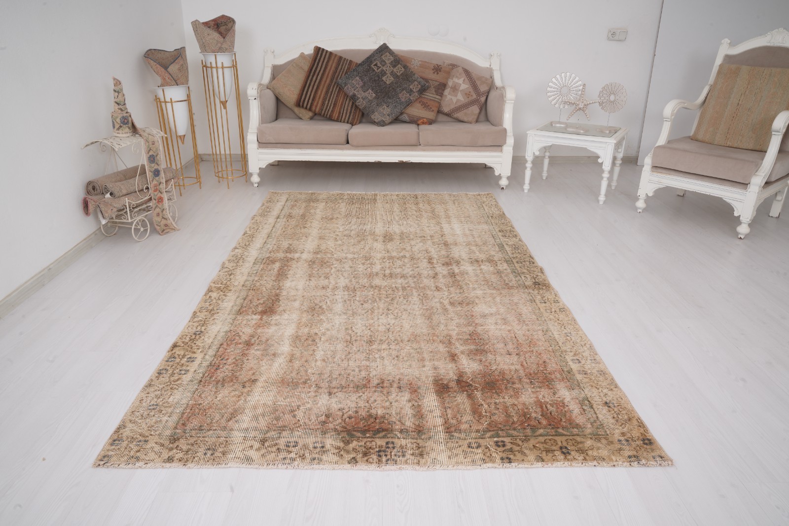 Vintage Turkish Oushak Rug 5x8 ft Neutral Handmade Anatolian Area Wool Rug 404 gallery