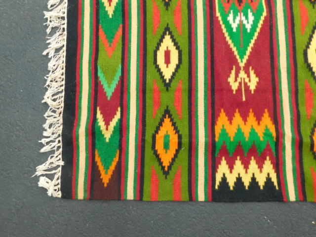 HAND TIED WOOL RUG BLANKET 56" X 81" HANDCRAFTED ARTISAN gallery