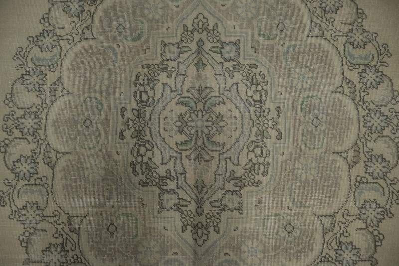 Elegantly Crafted Handmade Area Rug 9x13 Medallion with Intricate Floral Design gallery