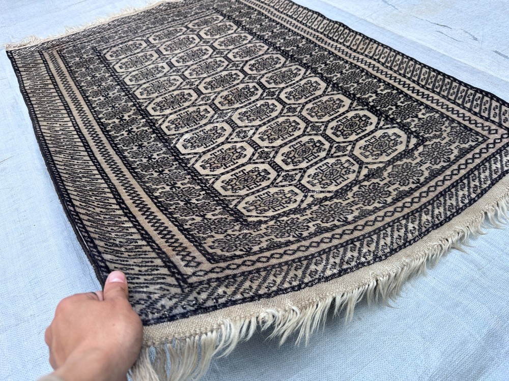 COLLECTORS' ITEM SEMI ANTIQUE BUHARA GEOMETRIC PATTERN FINE WOVEN TRIBAL CARPET