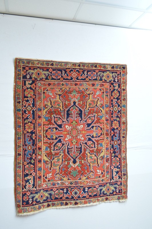WONDERFUL ANTIQUE RARE SMALL SERAPI HERIZ RUG gallery