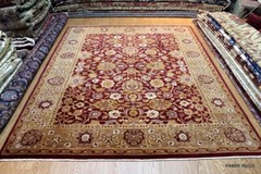 Very Fine Quality Hand Knotted 8′ x 10′ AGRA Heriz Design Dark red, gold Beige