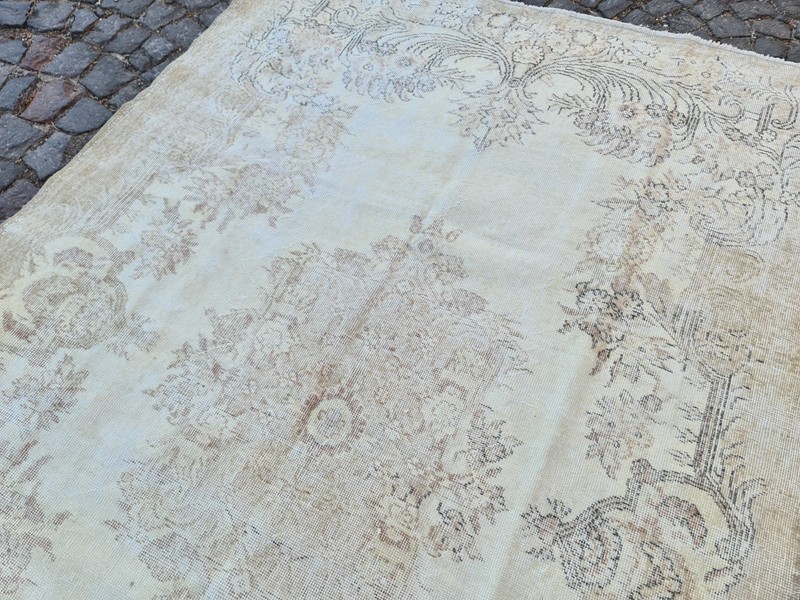 Vintage Turkish Rug 5.7x9.2 ft | Hand-Knotted Anatolian Area Carpet | Distressed gallery