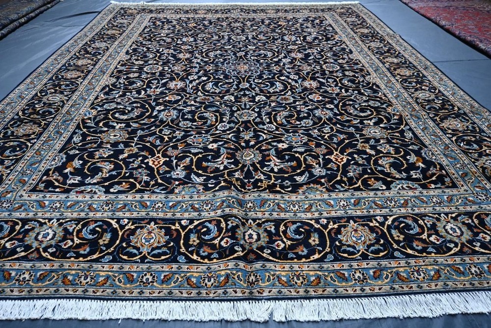 375 X 285 COLLECTORS' ITEM Vintage Keshani Oriental Floral Carpet
