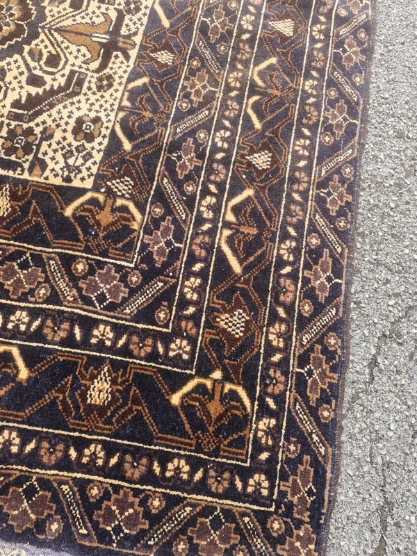 Knotted Turkish Wool Rug gallery