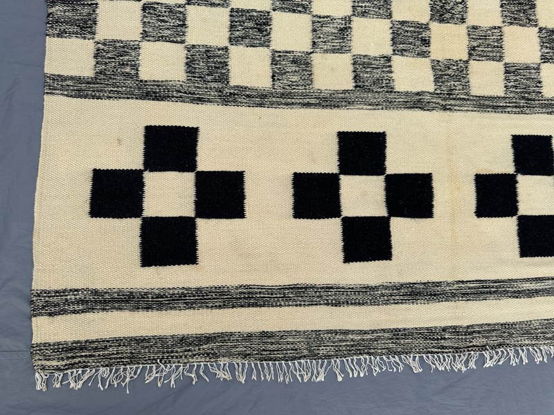 Vintage 5'6 x 7'10 Ft Moroccan Flat Weave Kilim Rug, Black White Geometric Rug gallery