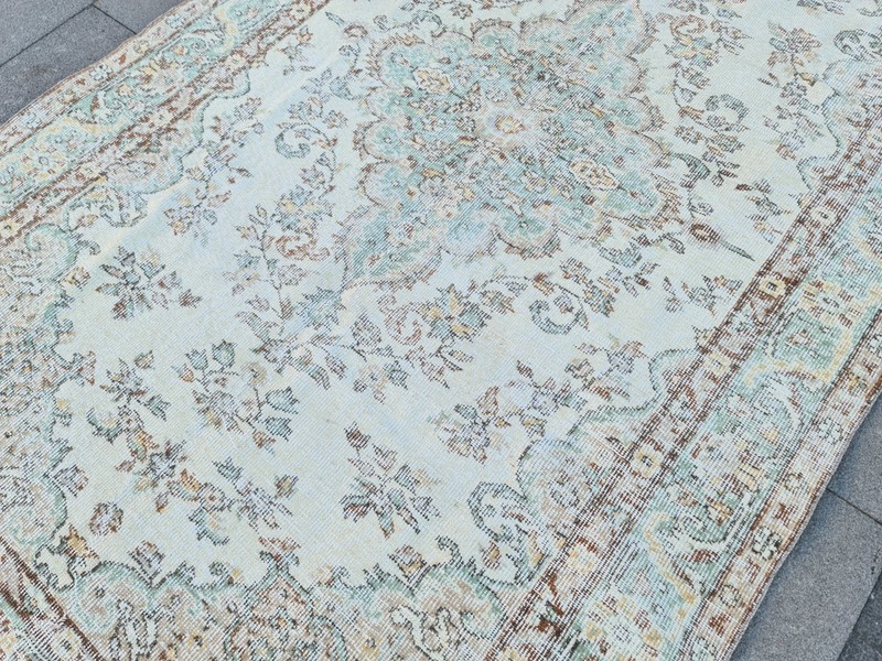 Vintage Turkish Rug 5.05x8.86 ft | Handwoven Wool Carpet | Boho, Rustic Decor gallery