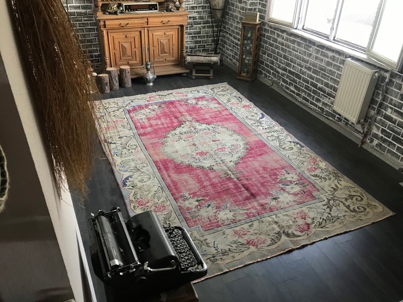 6.8x10.4 Large Vintage Pink Turkish Oushak Rug gallery