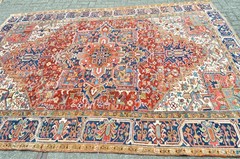 GORGEOUS ANTIQUE SERAPI HERIZ REGION RUG 10.5” X 7,6”