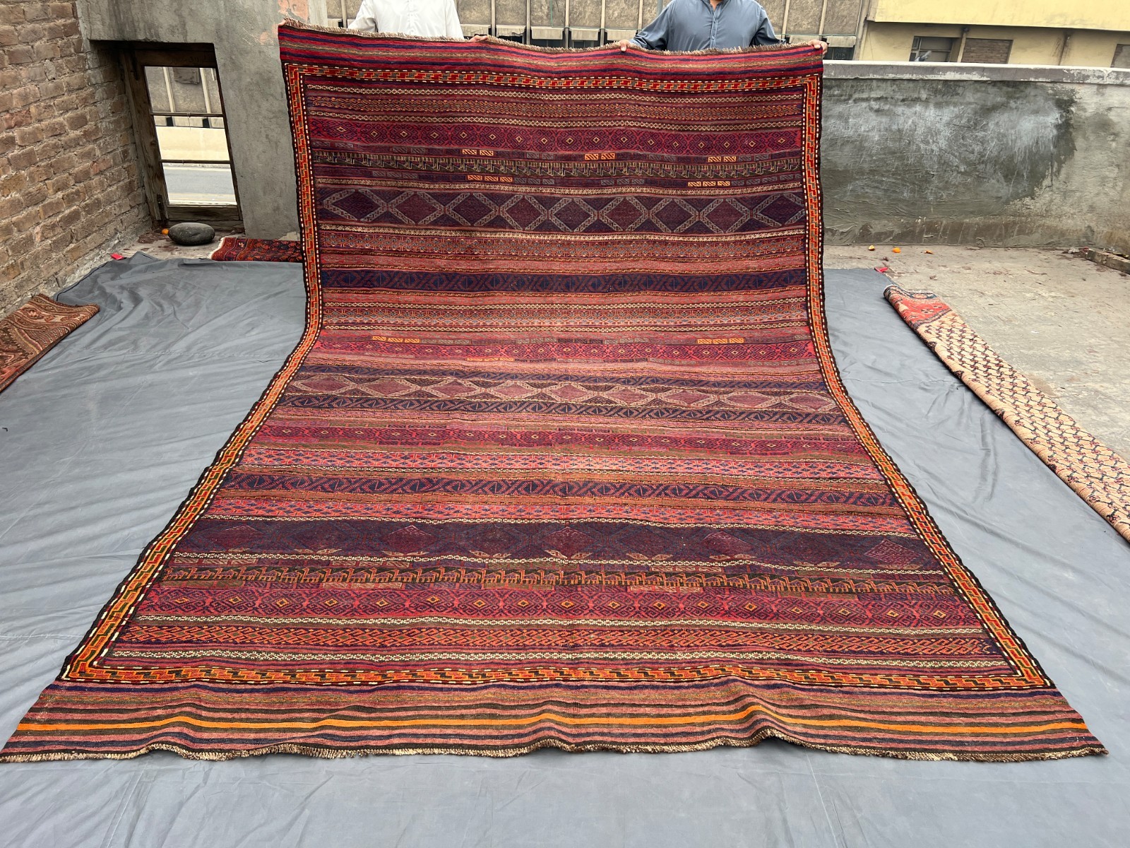 red antique tribal turkish flatweave sumack kilim rug boho 8x11 large area rug gallery
