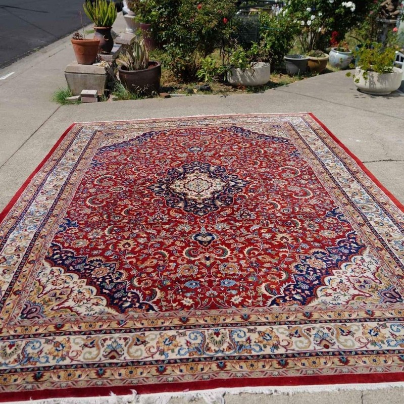 9'1 x 12'7 Vintage Finely Handknotted Wool Rug gallery