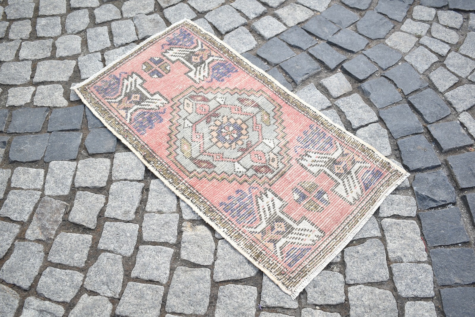Turkish Rug 19'' x 37'' Vintage Small Rug Anatolian Oushak Rug Wool Low Pile Rug gallery