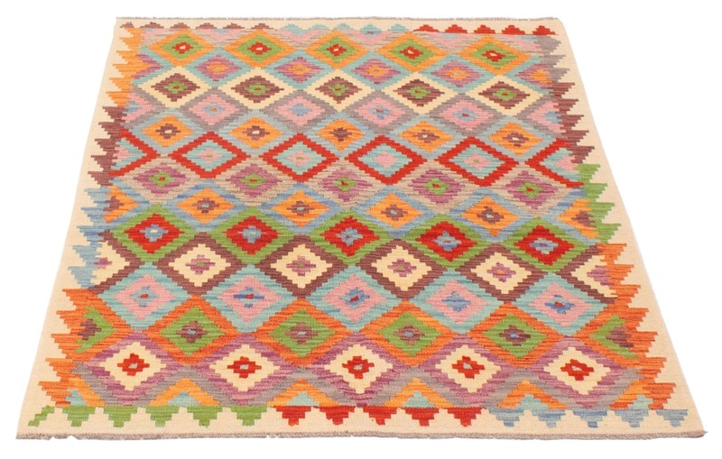 Vintage 4'10" x 6'6" Traditional Wool Hand Woven Oriental Area Rug gallery