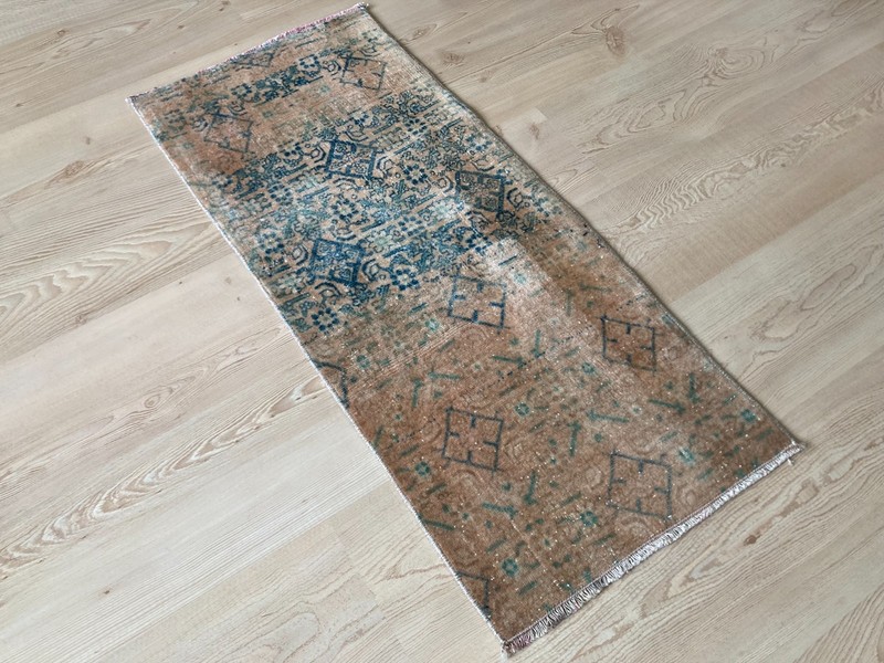 Brown rug, Turkish rug, Vintage small rug, Wool rug, Doormat rug, 1.3 x 3.1 ft gallery