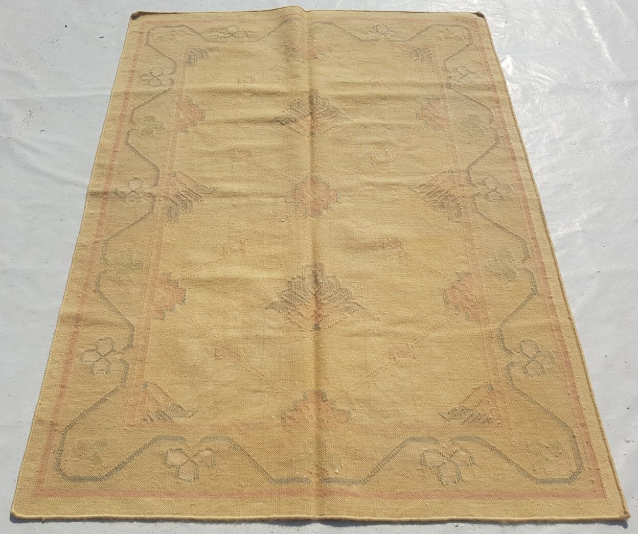 Vintage Traditional Handcrafted Turkish Kilim Rug for Home Décor 176x142 cm gallery