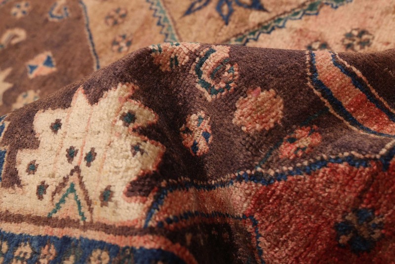 Vintage 4'6" x 13'1" Traditional Hand Knotted Vegetable Dye Wool Area Rug gallery