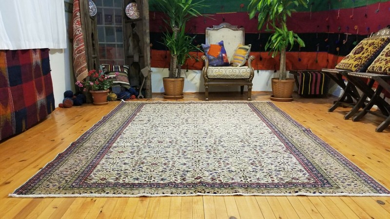 Vintage 1960-1970s Floral Turkish Bunyan Rug 6'2" × 8'3'' gallery