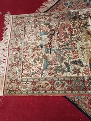 100% KNOTTED WALL RUG