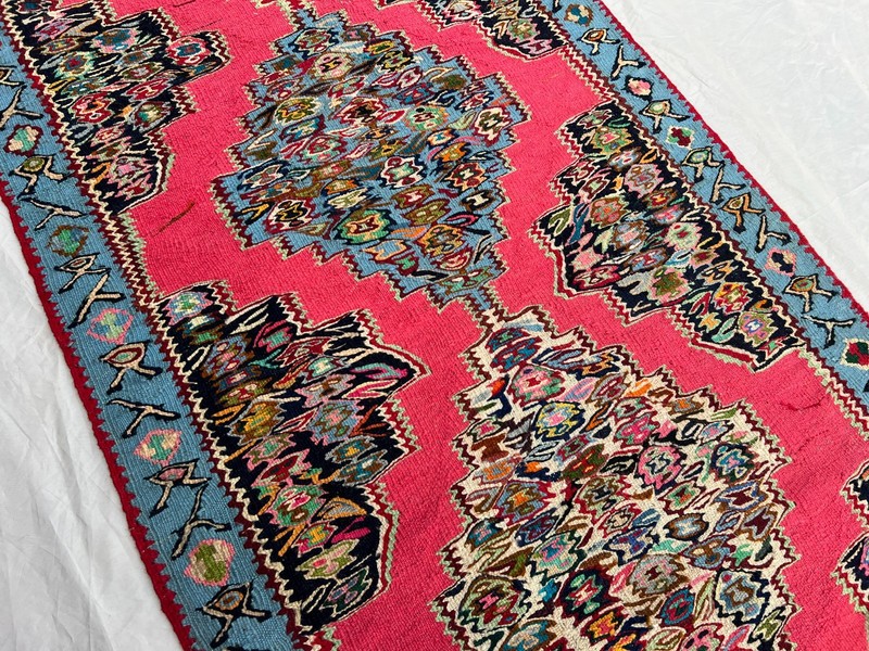 85 x 270 cm Stunning Vintage Super Fine Quality Senneh Knots Five Medallion Rug gallery