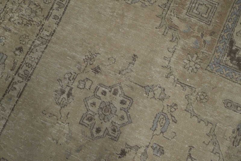 Timeless Beauty Handcrafted Area Rug 7x9 Beige Wool Handmade Room Size Carpet gallery