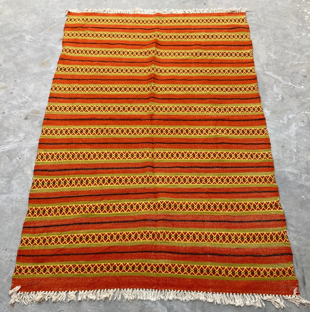 Vintage Handmade Tunisian Geometric Traditional Wool Kilim Rug 178x112 cm gallery