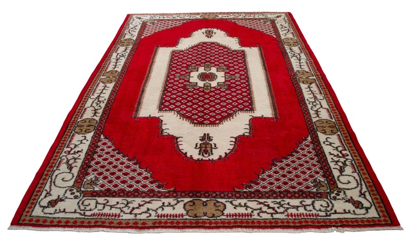 1970s Turkish Rug – Handwoven Red & Ivory Anatolian Carpet 6’1” x 9’2” gallery