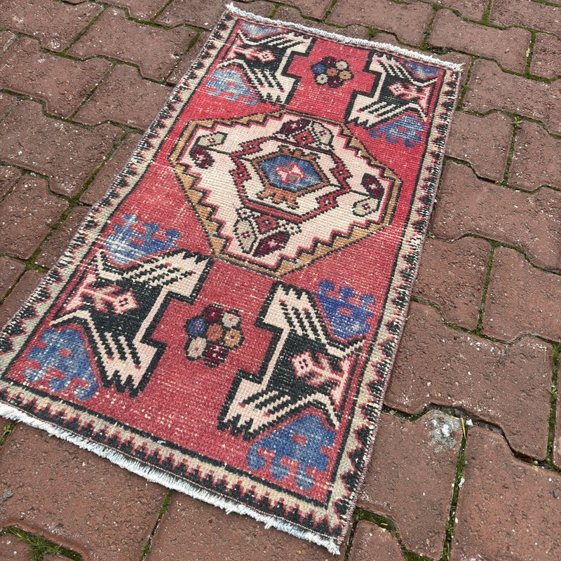 Red Blue 2x3 ft Vintage Turkish Wool Rug With Ivory Medallion - Tariff Free gallery