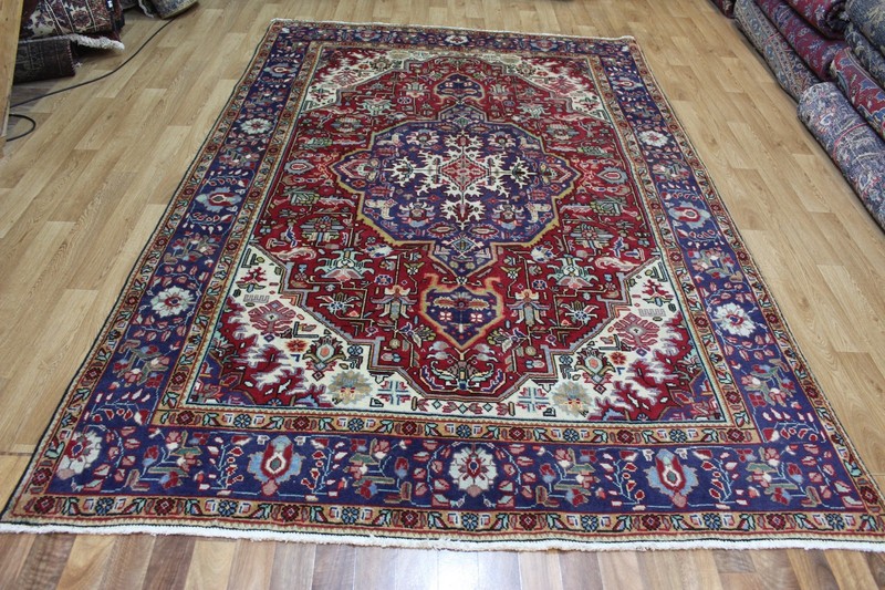 Large Handmade Oriental Rug 295x194 cm Red Medallion Design Carpet gallery