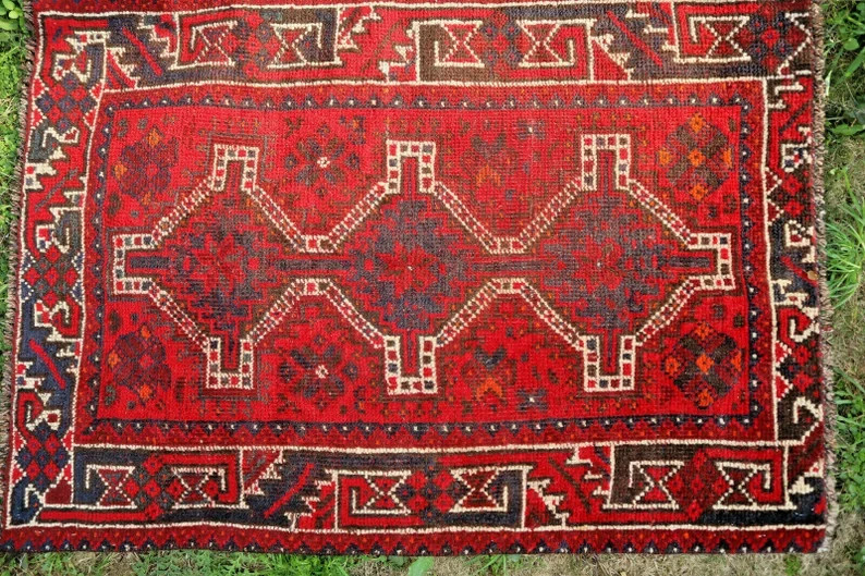 COLLECTORS ITEM Vintage Stunning Fine Quality Natural DyeShirvan Caucasus Carpet gallery