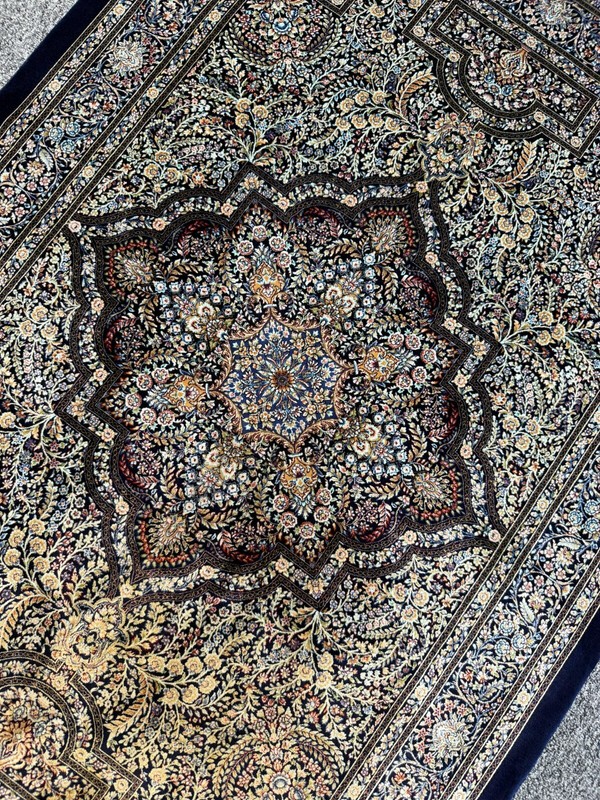 Silk 3 x 5 feet Midnight Sapphire Black Medallion Design Area Rug Carpet gallery