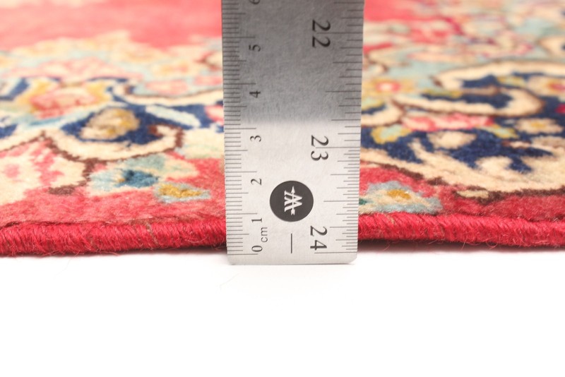 Vintage 2'9" x 4'11" Traditional Hand Knotted Vegetable Dye Wool Area Rug gallery