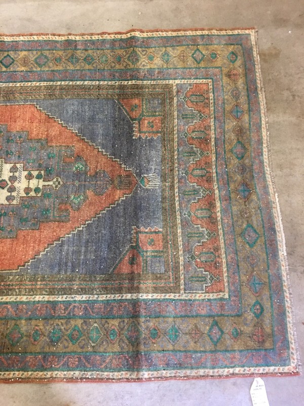 Anatolian Turkish Rug, High Pile , 4’4X7’6 Excellent Condition gallery