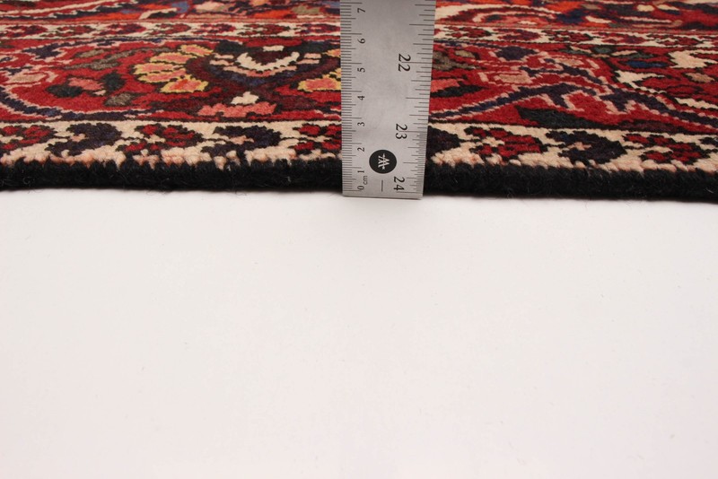 Vintage 6'7" x 10'6" Traditional Hand Knotted Vegetable Dye Wool Area Rug gallery
