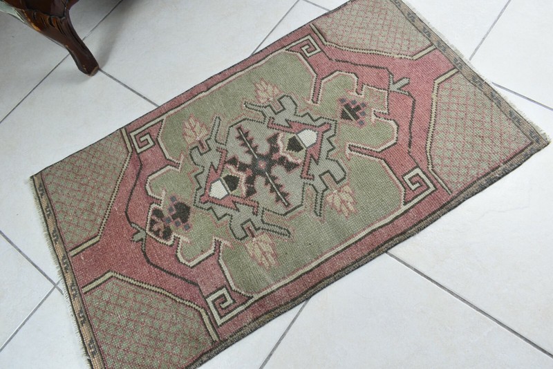 Anatolian Runner 3.1x1.7 ft Vintage Turkish Runner Oushak Runner Rug Y46 gallery