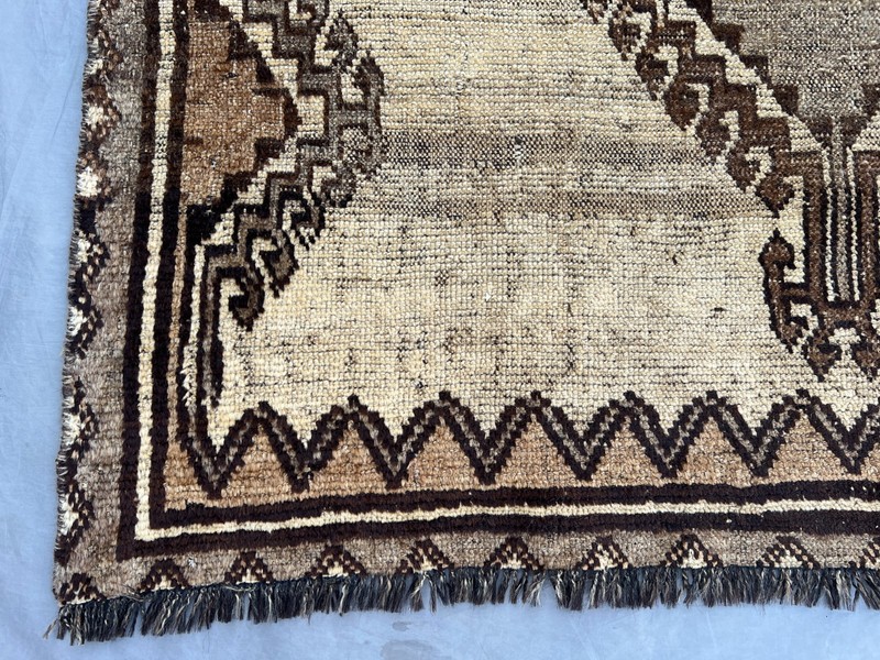 3'7x6'7 Ft Vintage Caucasian Hand Knotted Wool Rug Geometric Medallion Design gallery