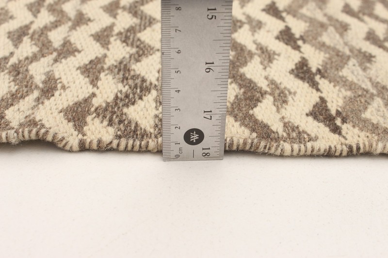Vintage Hand Woven Area Rug 5'1" x 7'9" Traditional Wool Oriental Carpet gallery