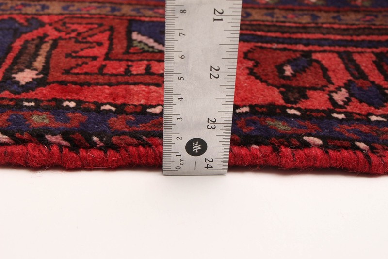 Vintage 4'2" x 7'2" Traditional Hand Knotted Vegetable Dye Wool Area Rug gallery