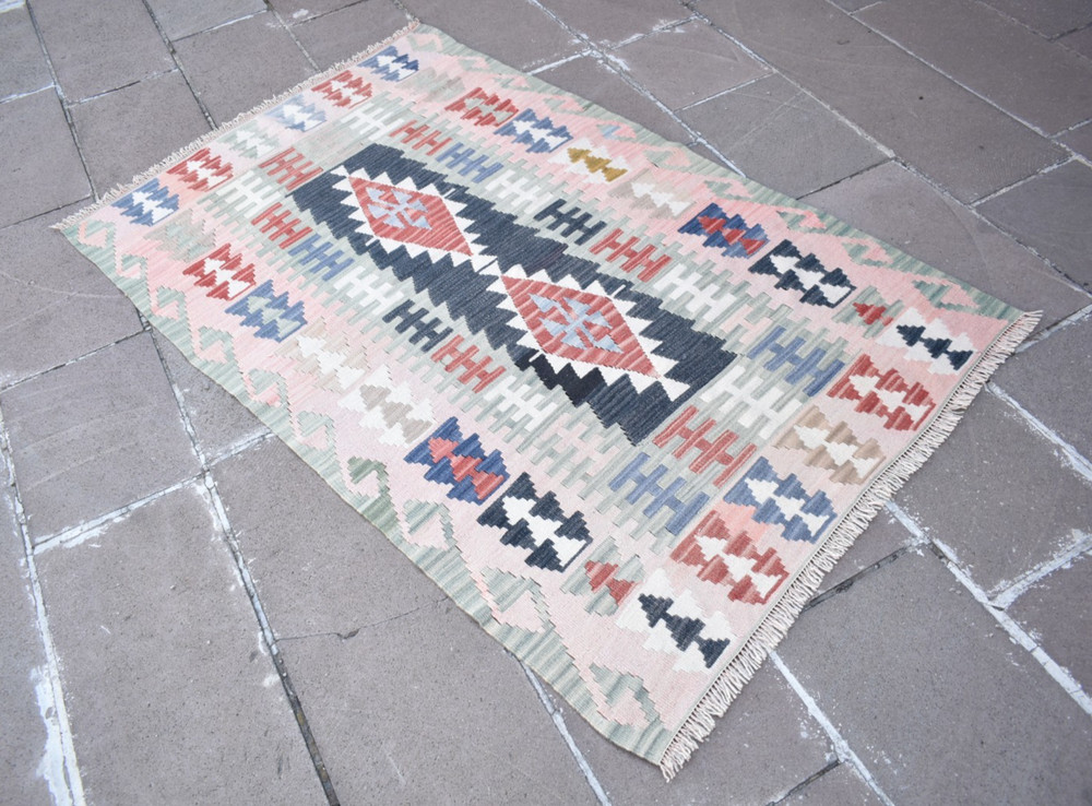 Vintage Turkish Rug 43'' x 67'' Flat Woven Rug Faded Colors Kayseri Wool Rug