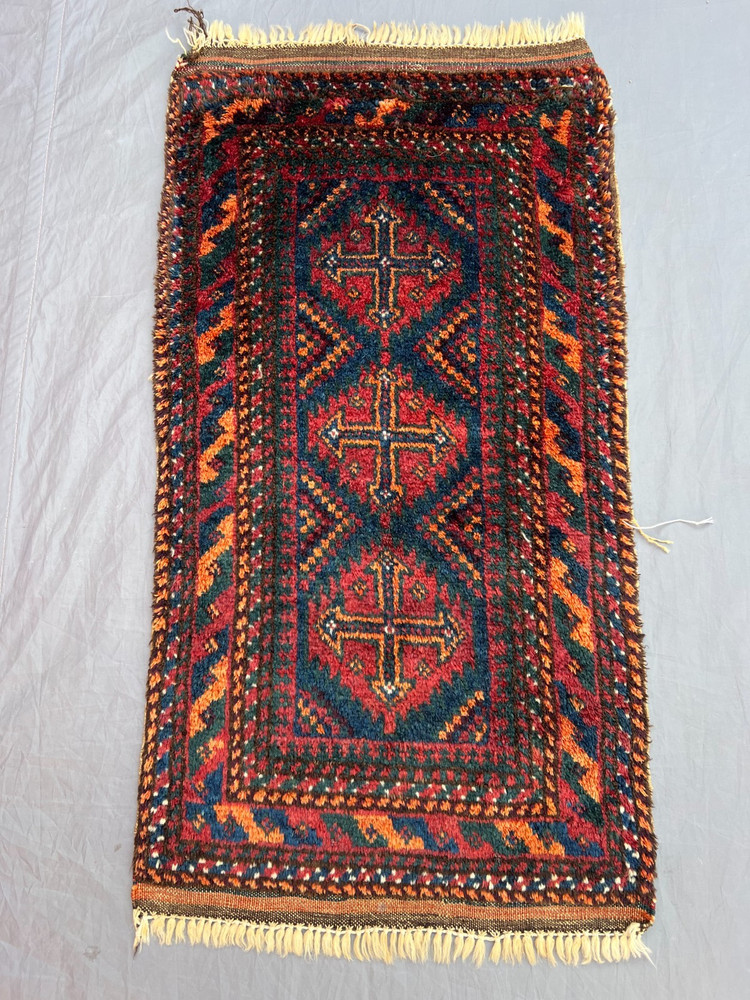 1'4x2'7 Ft Vintage Caucasian Handwoven Wool Geometric Tribal Design Rug