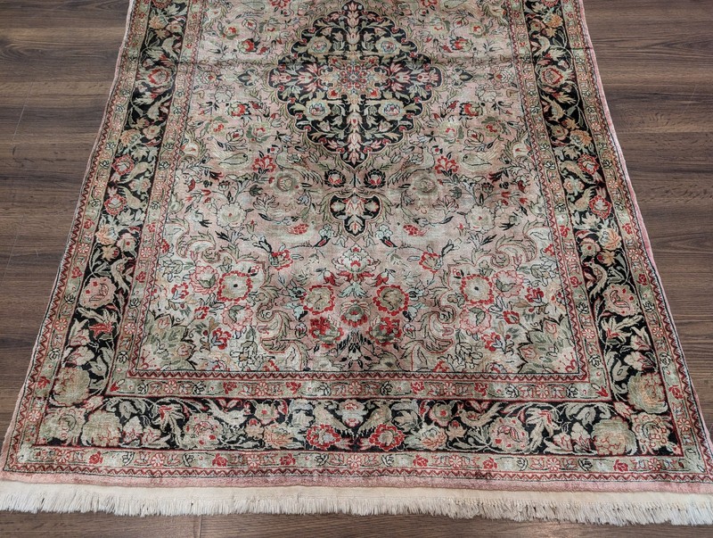 Indian Kashmiri Silk Rug 4x6, Bird Pictorials, Fine 330 KPSI gallery