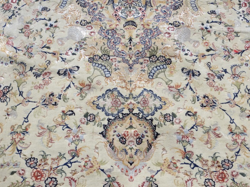 Beauty! Genuine Hand Made Tabrizz rug wool/silk 7" x 10" signed nice! gallery