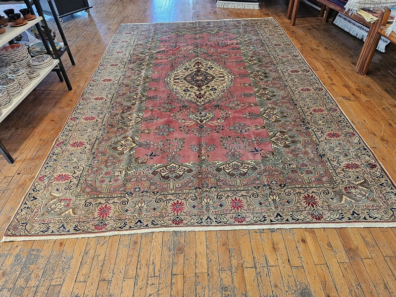 Exquisite Vintage 1950's Natural Dye Wool Pile High-End Hereke Rug 7x10ft gallery