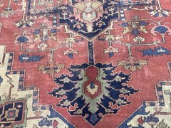 Antique Wool pile, Heriz Serapi Oriental rug circa 1890. Hand knotted.