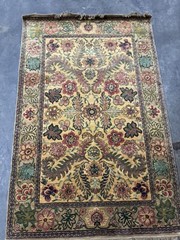 Couristan Majestic Collection Victorian Shawl-Beige 5’6×8′ 100% Wool are rug