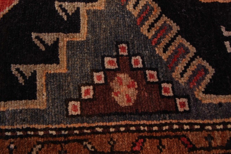 Vintage 3'8" x 7'3" Traditional Hand Knotted Vegetable Dye Wool Area Rug gallery