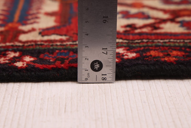 Vintage 6'11" x 10'4" Traditional Hand Knotted Vegetable Dye Wool Area Rug gallery